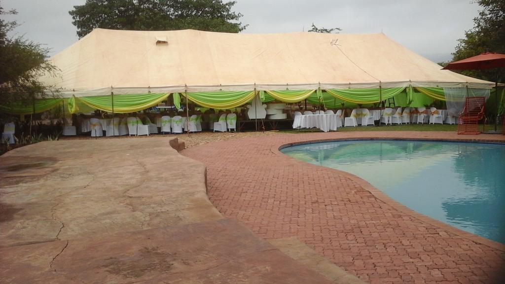 Copacopa Lodge And Conference Centre Punda Maria Luaran gambar